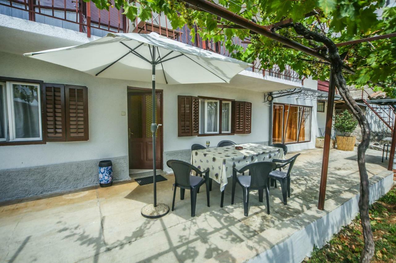 Apartman Ana Lovran Exterior photo