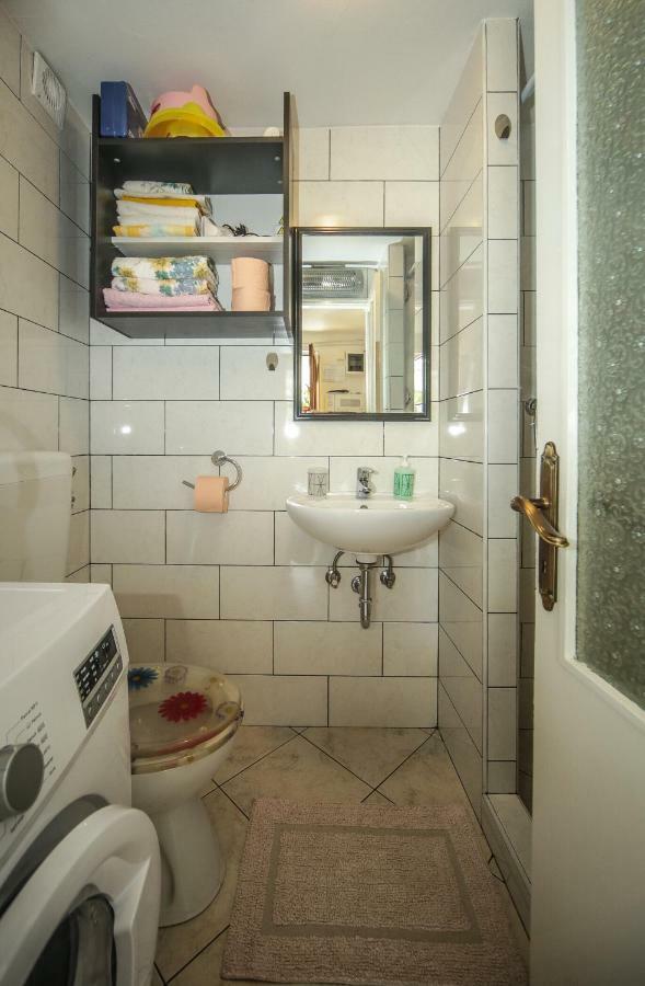 Apartman Ana Lovran Exterior photo